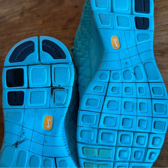 Nike FREE INNEVA WOVEN TECH SP Size 10 Light Awua color - Picture 4 of 8